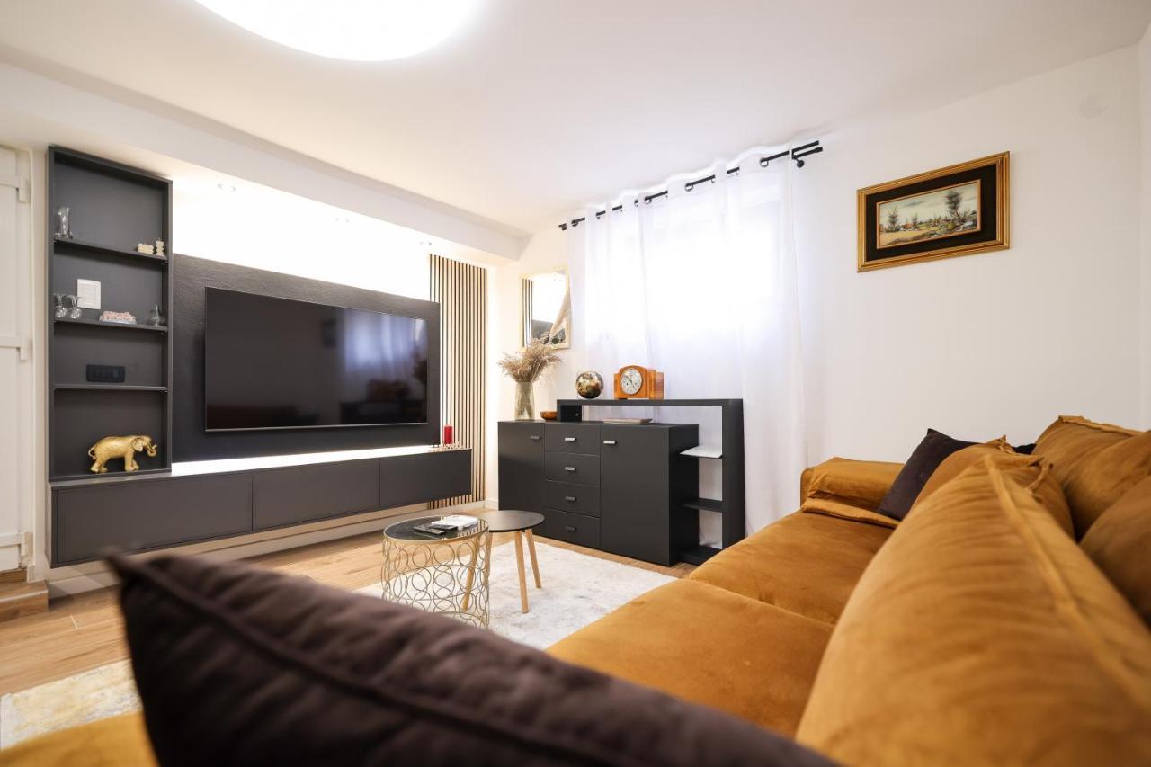 Apartman Oscar & Leo *